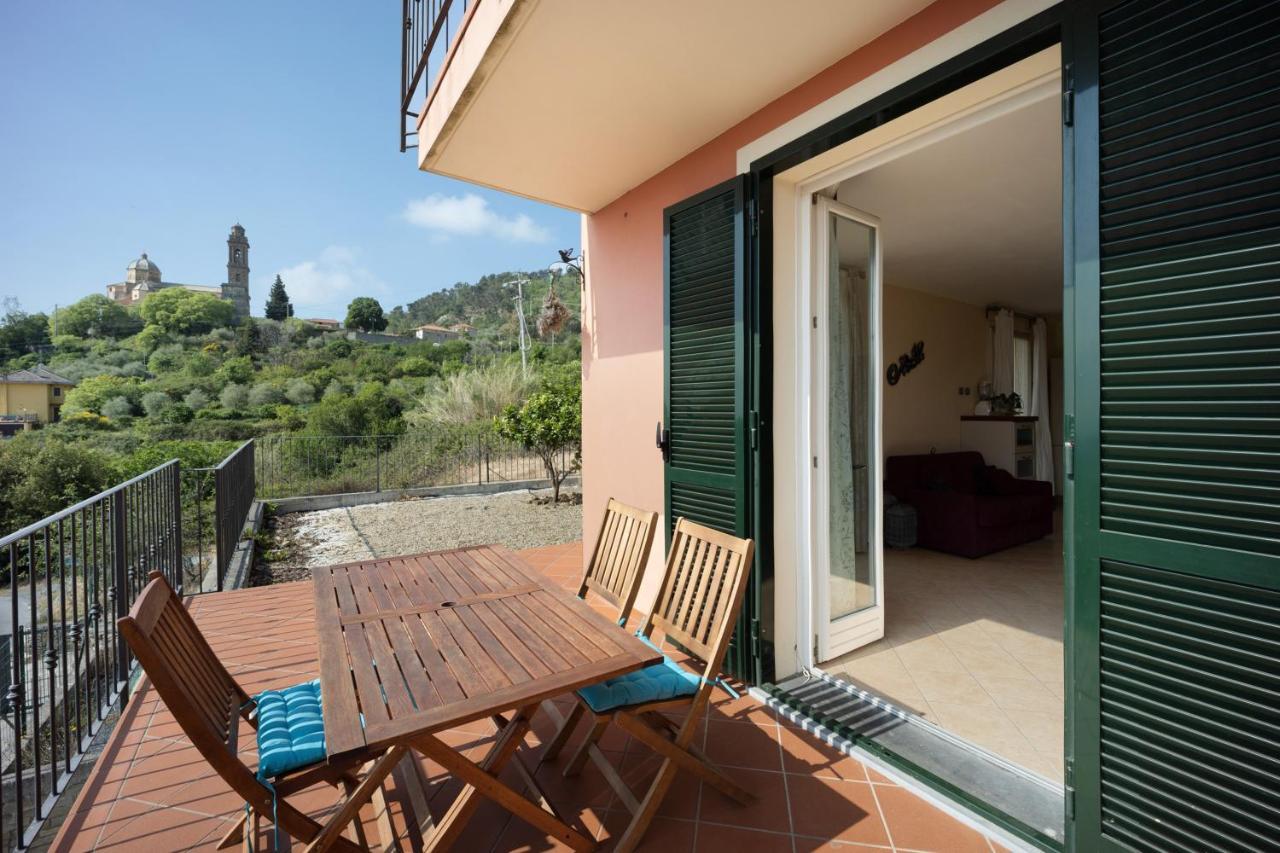 Maison Laura Diano Borello Bagian luar foto