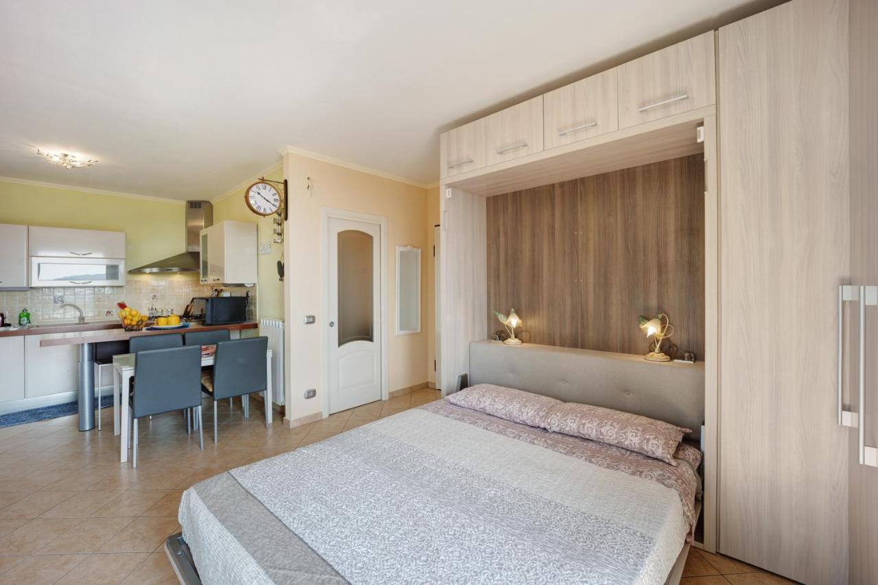 Maison Laura Diano Borello Bagian luar foto