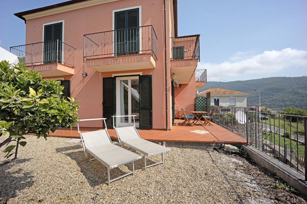 Maison Laura Diano Borello Bagian luar foto